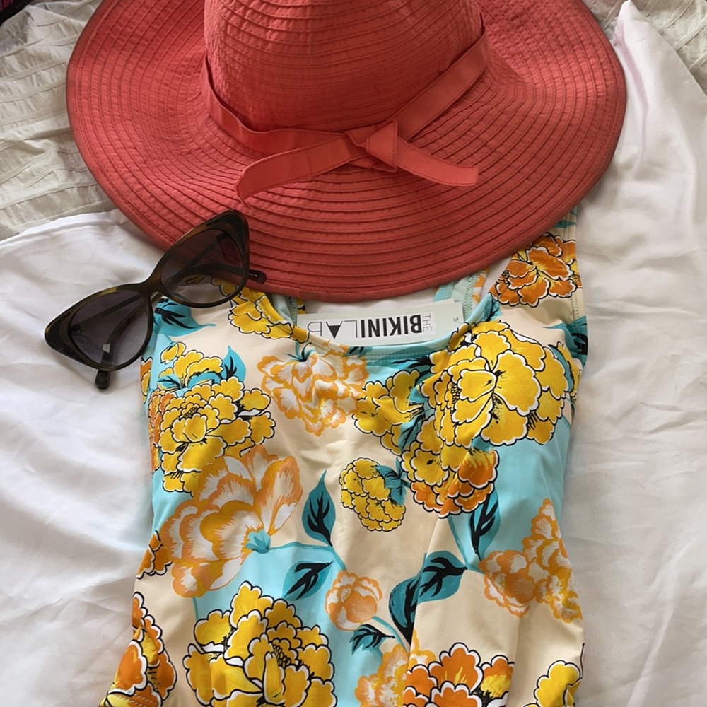 Swimsuit one piece